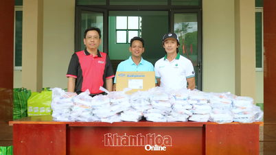 खान होआ समाचार पत्र, रेडियो और टेलीविजन तथा खान होआ गोल्फ एसोसिएशन ने ताई खान विन्ह कम्यून में लोगों की सहायता के लिए उपहार प्रस्तुत किए।