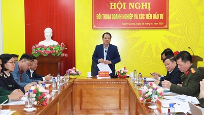 省の工業団地・経済特区管理委員会は企業と対話を行っている。