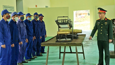 ឧបករណ៍សម្គាល់គ្រាប់កាំភ្លើងពាក់កណ្តាលស្វ័យប្រវត្តិ