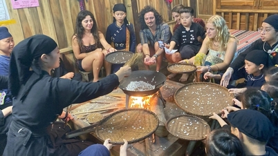 Dans un village vietnamien, l'argent est mis en commun, les plats sont servis dans la même cuisine et la richesse provient du tourisme.