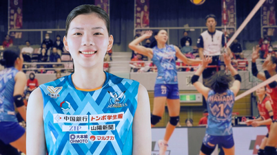 L'entraîneur de volley-ball japonais a de la peine pour Bich Thuy.