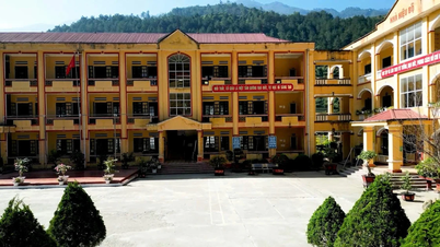 ផ្ទះទីពីរសម្រាប់សិស្សនៅតំបន់ភ្នំ