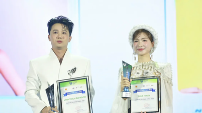 حصل كل من هوا مينزي وفينه ثيتش آن نجون على جائزتين في حفل توزيع جوائز فيتنام لإنشاء المحتوى الرقمي لعام 2025