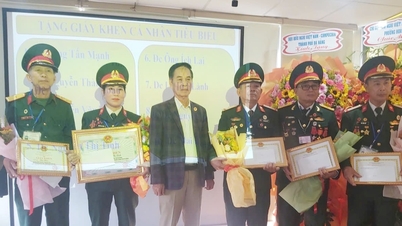 Da Nang'da şehit kalıntılarını arayan ve toplayan gönüllü ekibin 2025 yılı faaliyetleri özetlendi