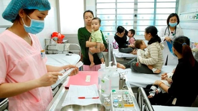 Chủ động tiêm vaccine phòng bệnh lúc giao mùa