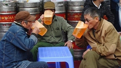 Nomeando os "grandes nomes" que estão prestes a sair do centro de Hanói.