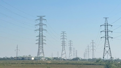Energizando a linha de 220 kV Do Luong – Nam Cam.