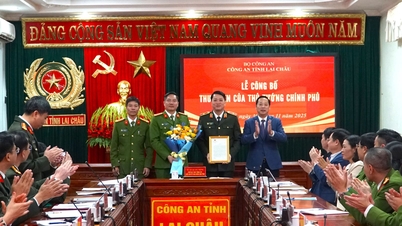 Le président du Comité populaire provincial, Ha Quang Trung, a assisté à la cérémonie d'annonce de la lettre de félicitations du Premier ministre à la police provinciale de Lai Chau.