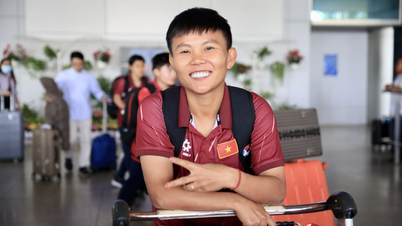 महिला टीम स्वदेश लौटी, कोच माई डुक चुंग को SEA खेलों में सर्वश्रेष्ठ परिणाम का भरोसा