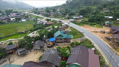 Cette nouvelle route offre des perspectives de développement aux populations de la zone frontalière entre le Laos et le Vietnam.