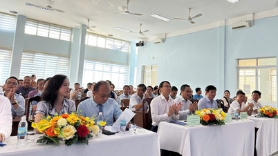 "2025 میں سائنس، ٹیکنالوجی اور جدت طرازی کے قانون کے مطابق کاروباری ترقی کی واقفیت" کے موضوع پر کانفرنس کھنہ ہو میں منعقد ہوئی۔