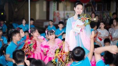 កញ្ញា ប៉ោ ង៉ុក ធ្វើ​កិច្ចការ​ពិសេស​សម្រាប់​កុមារ​នៅ​តំបន់​រងគ្រោះ​ដោយ​ទឹក​ជំនន់