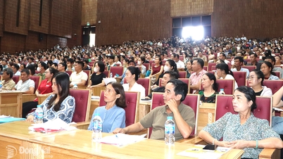 ປະກອບທຸລະກິດກັບຄົວເຮືອນໃນການແປງພາສີເງິນກ້ອນເປັນໃບປະກາດ