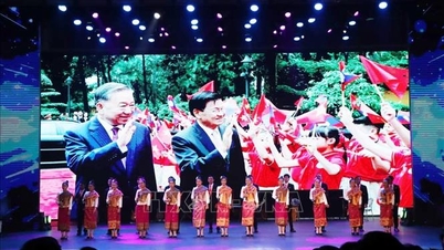 संस्कृति और कला ने वियतनाम-लाओस के विशेष संबंधों की प्रशंसा की, लाओस राष्ट्रीय दिवस की 50वीं वर्षगांठ मनाई