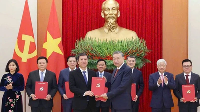 80 عامًا من مرافقة القضية الثورية للحزب والأمة