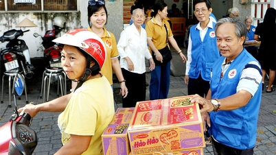 Les religions de Dong Nai se tournent vers les victimes des inondations
