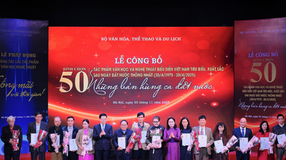 Yeniden birleşme gününden sonra 50 seçkin edebi ve sanatsal eser onurlandırıldı