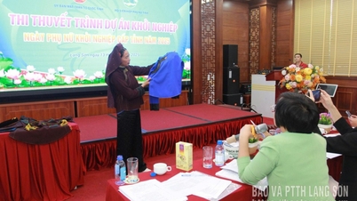 Khởi nghiệp với nghề may trang phục dân tộc