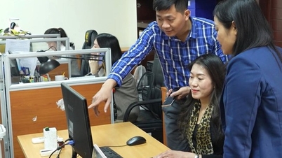 Hanoi podnosi jakość pracy swojego zespołu zajmującego się transformacją cyfrową, zapewniając kompleksowe szkolenie 100% wyspecjalizowanego personelu.