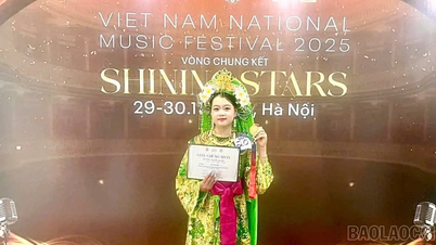 Lao Cai diákjai aranyérmet nyertek a 2025-ös Vietnámi Nemzeti Zenei Fesztiválon
