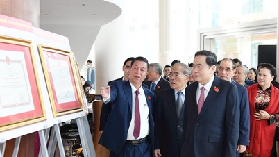 トラン・タン・マン国会議長が国家政治出版社の伝統の日の真実の80周年記念式典に出席