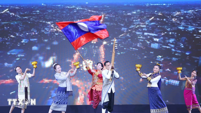 Surat tahniah kepada Jawatankuasa Pusat Barisan Lao untuk Pembinaan Negara sempena Hari Kebangsaan