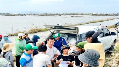 Работники PMS передали 100 подарков в поддержку людей в районах, пострадавших от наводнения