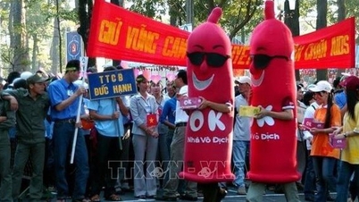 Giornata mondiale contro l'AIDS: fermare la tendenza dei giovani a contrarre l'infezione e il rischio di trasmissione asintomatica.