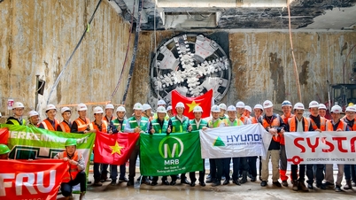 TBM 'Thần tốc' cán đích ga S12: Hà Nội ghi dấu mốc lịch sử thi công hầm Metro