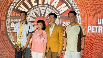 Quang Duong vann dubbla titlar i pickleball-turneringen i Vietnam