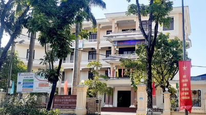 Belajar tanpa hambatan dengan Open Training and Information Technology Institute - Universitas Hue