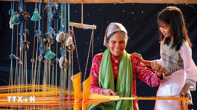 Het behoud en de ontwikkeling van de bakermat van het traditionele brokaatweven van het Cham-volk