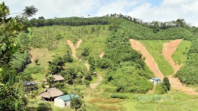 Bygging av nødarbeider for å overvinne jordskred forårsaket av naturkatastrofer
