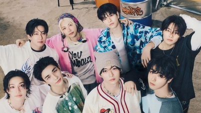 Stray Kids mencetak rekor yang bahkan hanya dapat diimpikan oleh BTS dan BlackPink.