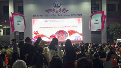 Membawa sejarah ke hati setiap warga negara melalui seni