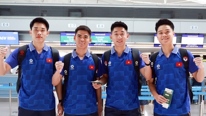 U22 ویتنام SEA گیمز میں 'سونے کی تلاش' کے لیے پرعزم، تھائی لینڈ میں اترا۔