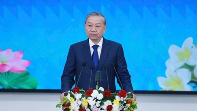 महासचिव टो लाम ने लाओ राष्ट्रीय राजनीति एवं लोक प्रशासन अकादमी में नीतिगत भाषण दिया।