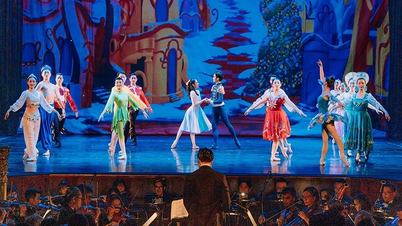 הבלט "מפצח האגוזים" חוזר לקהל של הו צ'י מין סיטי