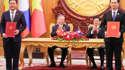 The Ministries of Industry and Trade of Vietnam and Laos exchanged a Memorandum of Understanding on developing industrial chain linkages.