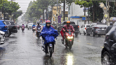 ແຈ້ງເຕືອນຝົນຕົກຟ້າຮ້ອງ ຟ້າເຫຼື້ອມ ລົມແຮງຢູ່ກາງທະເລ