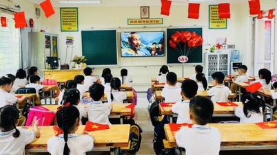 Kementerian Pendidikan dan Latihan mencadangkan untuk mengkaji semula status semasa kerja kenaikan pangkat guru.