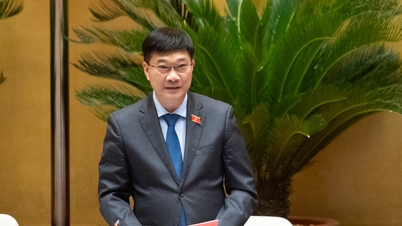 Лицо, земля которого была возвращена, должно получить сумму денег, которая еще не выплачена по сравнению со средней согласованной ценой.