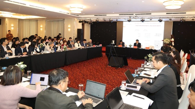 病院の費用を無料にする政策を段階的に実施するためのプロジェクトを構築する