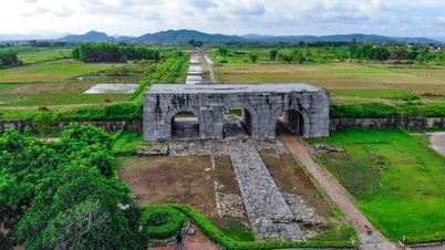 Usulan untuk merayakan ulang tahun ke-15 Benteng Dinasti Ho yang diakui oleh UNESCO sebagai Situs Warisan Dunia