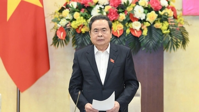 Να διεγείρουμε έντονα το πνεύμα της «Αλληλεγγύης, της δημοκρατίας, της πειθαρχίας, της νοημοσύνης, της δημιουργικότητας και της ανάπτυξης» σε όλο το Κόμμα και την Εθνοσυνέλευση.