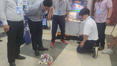 छात्र विज्ञान और प्रौद्योगिकी परीक्षा देते हैं: हो ची मिन्ह सिटी शिक्षा और प्रशिक्षण विभाग 'साहित्यिक चोरी' को रोकने के तरीके खोज रहा है?