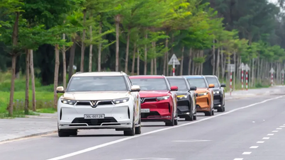 VinFast VF 9 - สัมผัสประสบการณ์ "โมบายล์คลาสเฟิร์สคลาส" ประหยัดเงินได้หลายร้อยล้านดองเมื่อซื้อรถยนต์