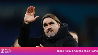 Farke faces 'life and death week' at Leeds