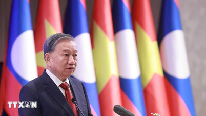 El Secretario General To Lam asistió a una recepción ofrecida por el Secretario General y Presidente de Laos.