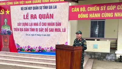 Ο στρατός ξαναχτίστηκε γρήγορα σπίτια για τους ανθρώπους που είχαν καταρρεύσει λόγω πλημμυρών.